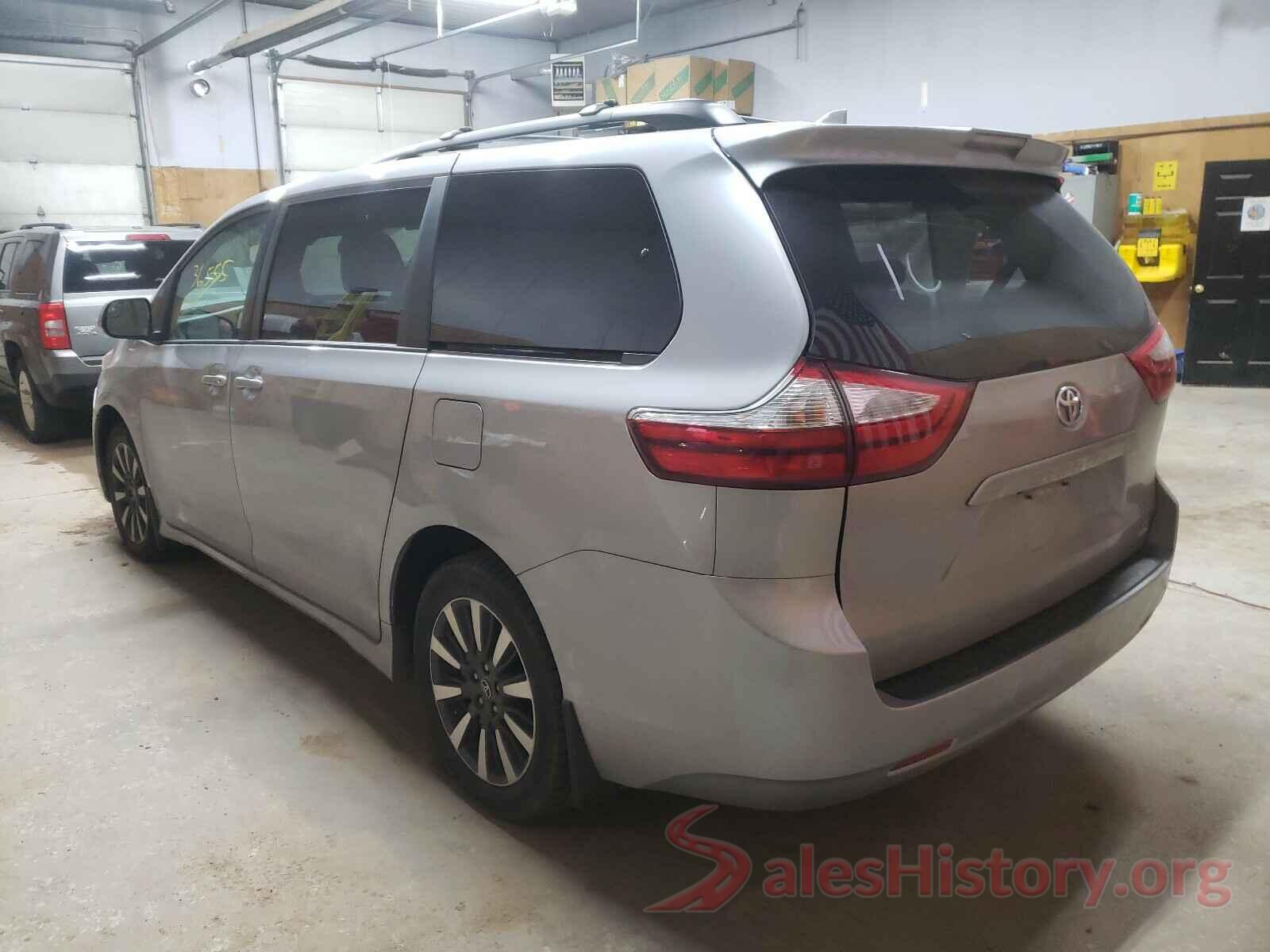 5TDJZ3DC7JS194024 2018 TOYOTA SIENNA