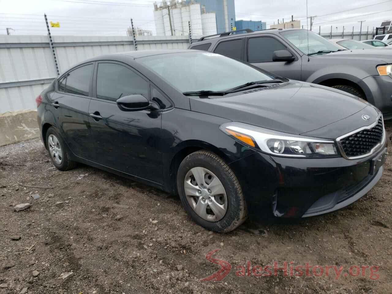 3KPFK4A70HE118804 2017 KIA FORTE