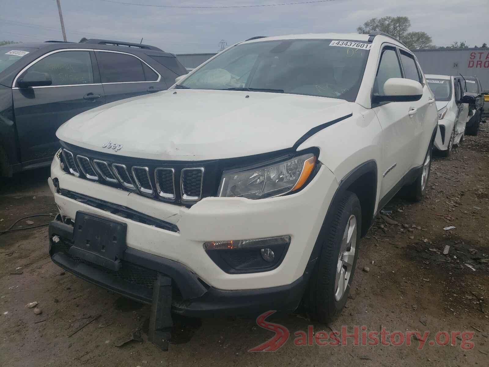 3C4NJDBB8JT180633 2018 JEEP COMPASS