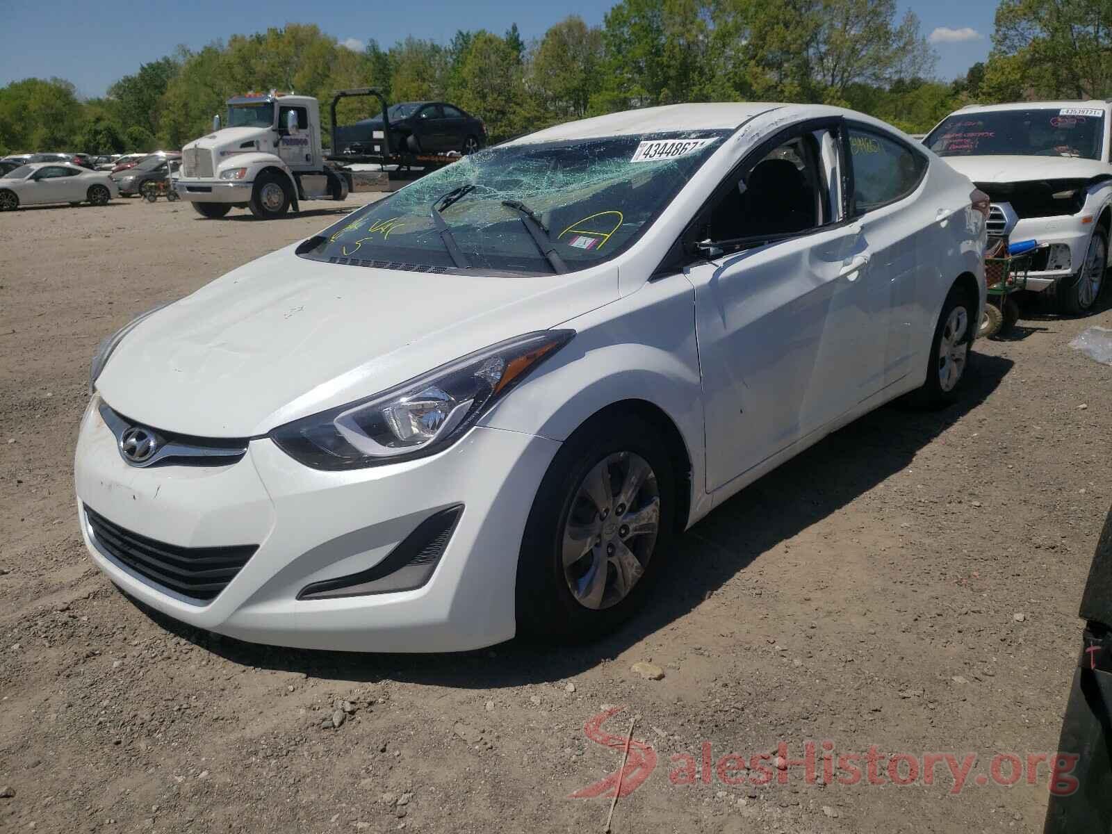 5NPDH4AE0GH688428 2016 HYUNDAI ELANTRA