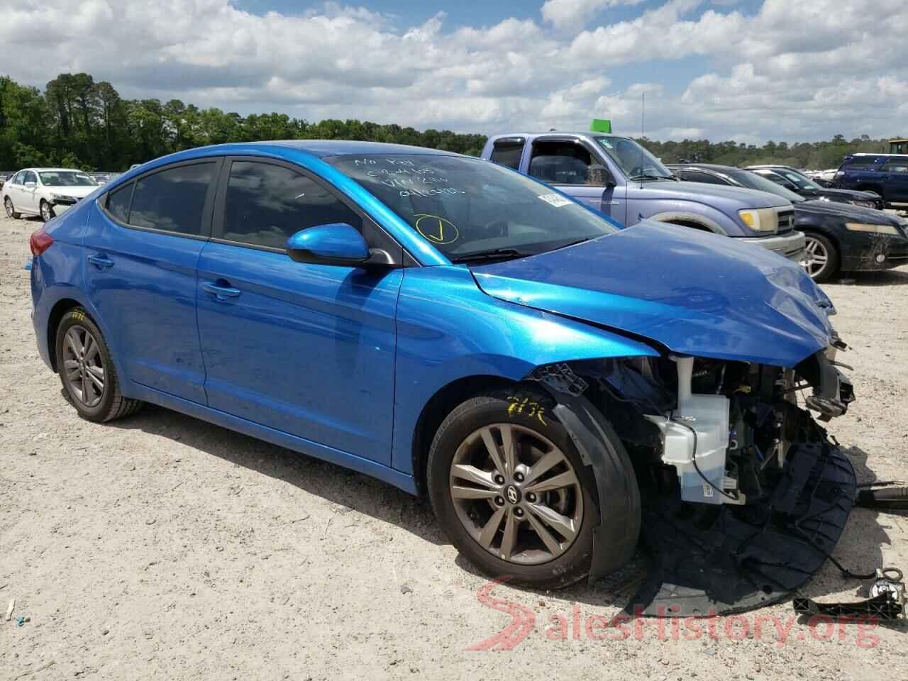 5NPD84LF7HH062110 2017 HYUNDAI ELANTRA