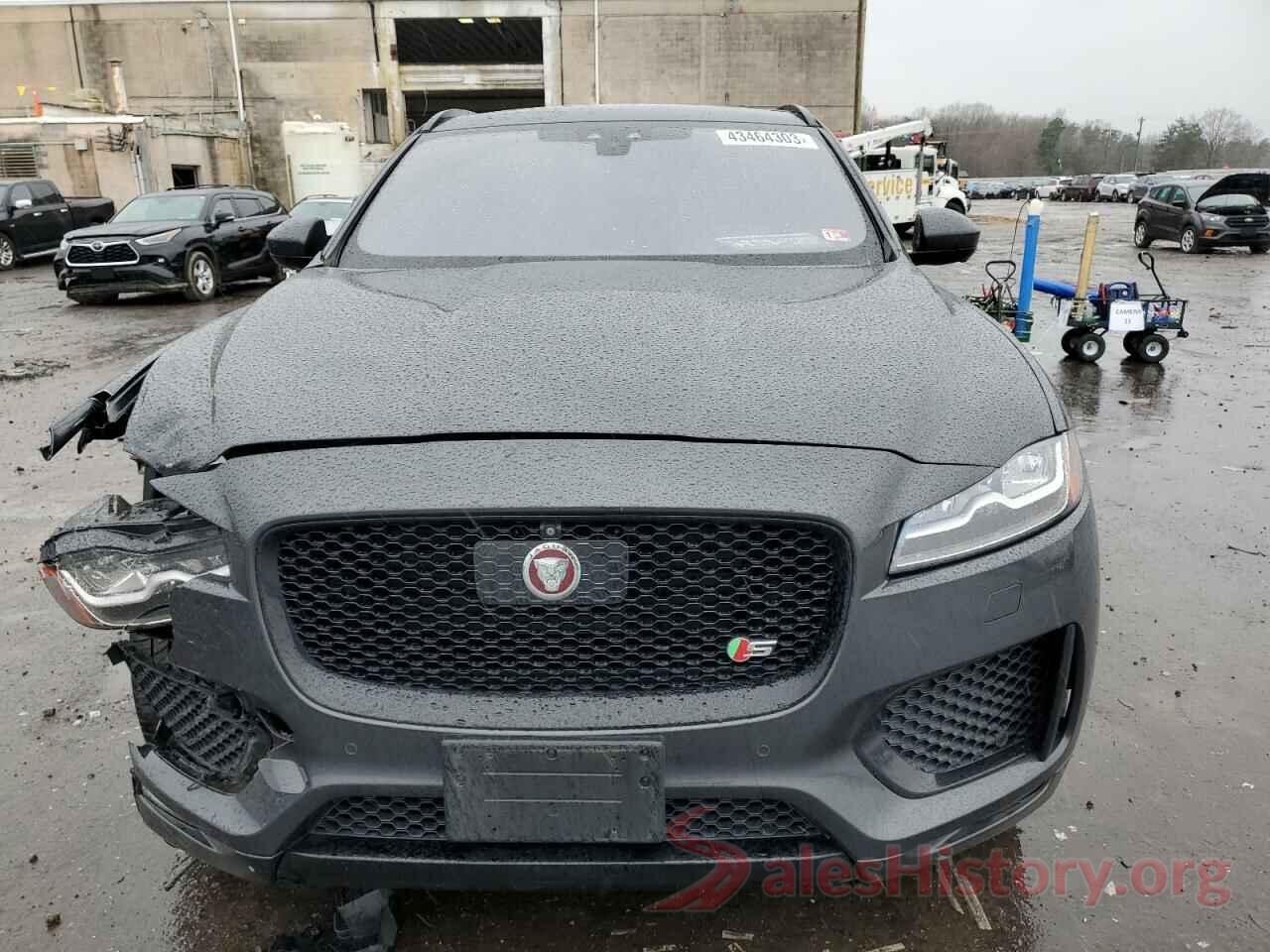 SADCM2FV9JA260509 2018 JAGUAR F-PACE