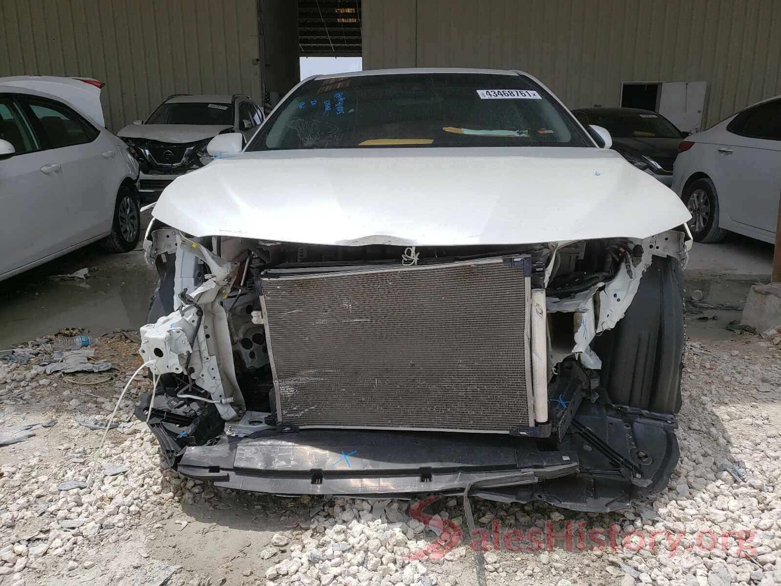 4T1B11HK1JU060456 2018 TOYOTA CAMRY