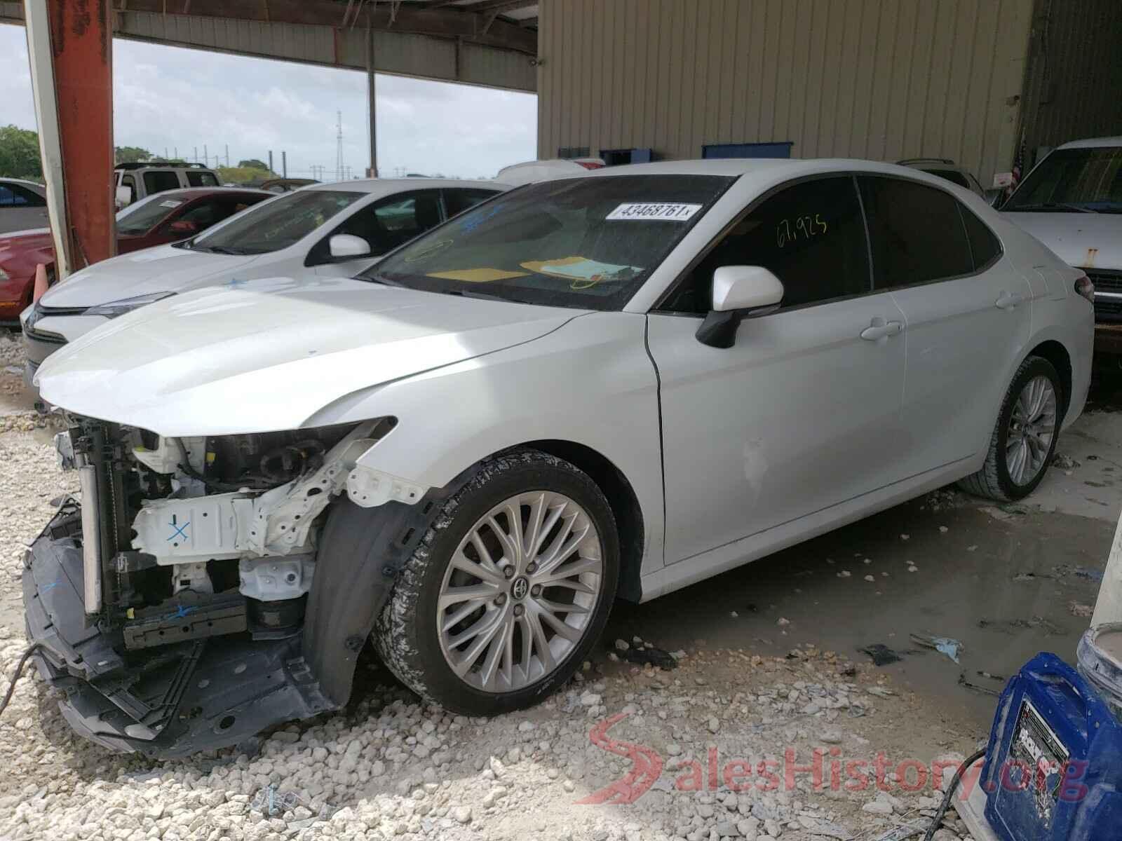 4T1B11HK1JU060456 2018 TOYOTA CAMRY