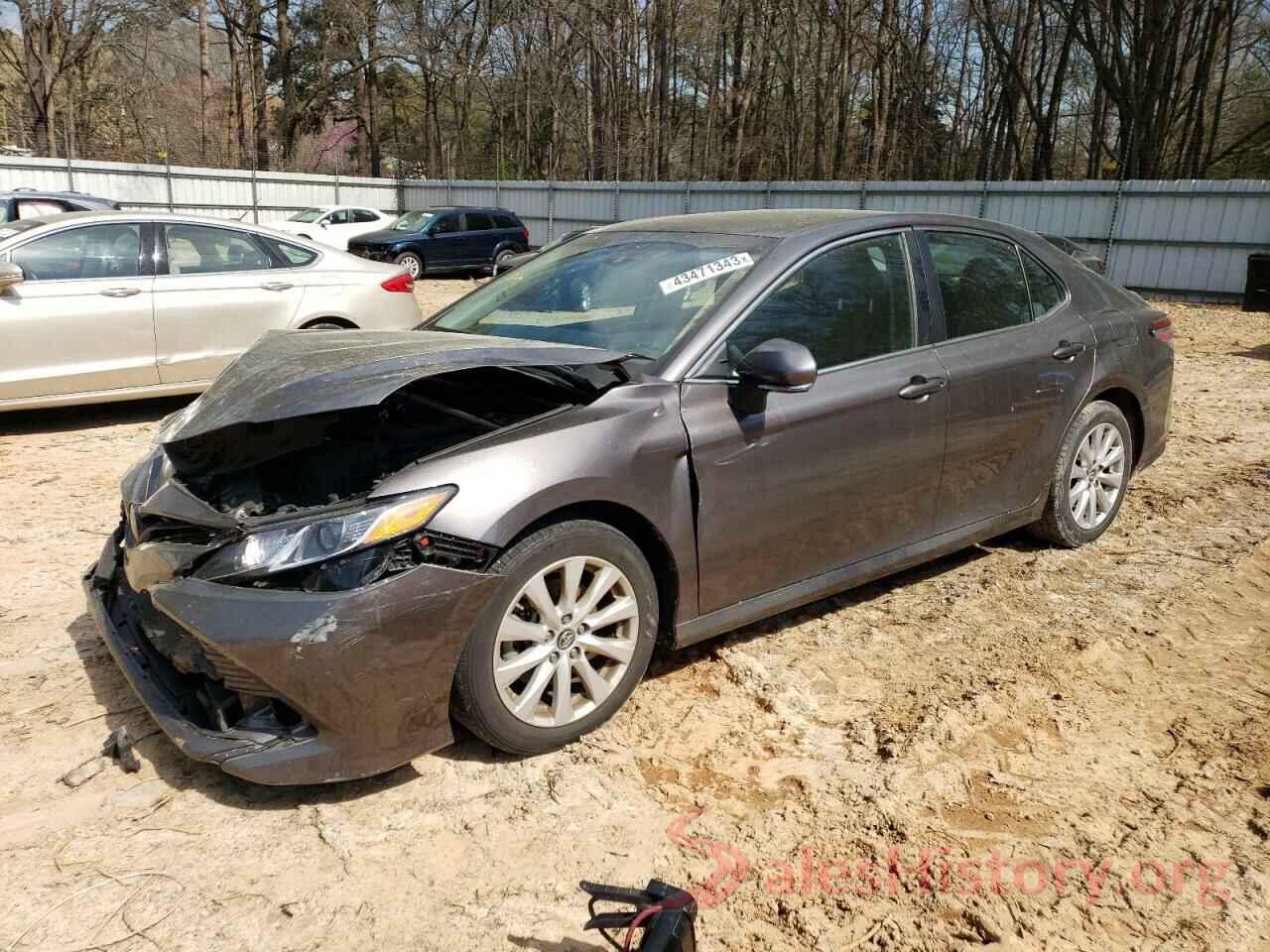 4T1B11HK5JU504650 2018 TOYOTA CAMRY