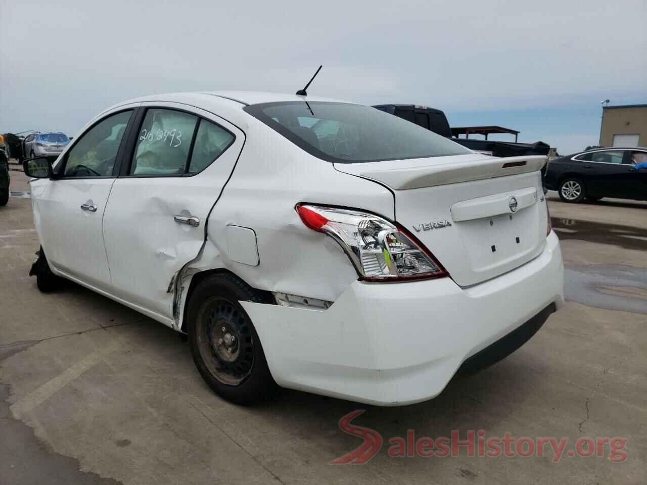 3N1CN7AP0JL832061 2018 NISSAN VERSA