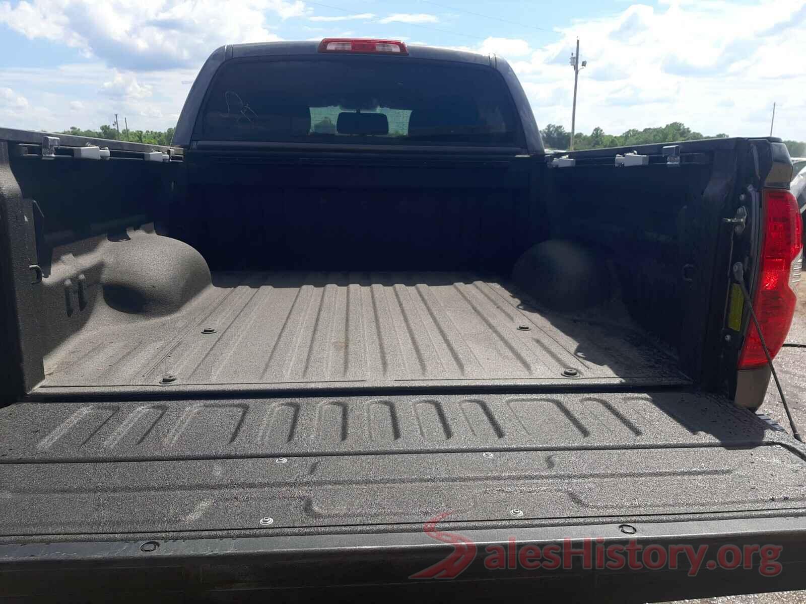 5TFDW5F11HX603426 2017 TOYOTA TUNDRA