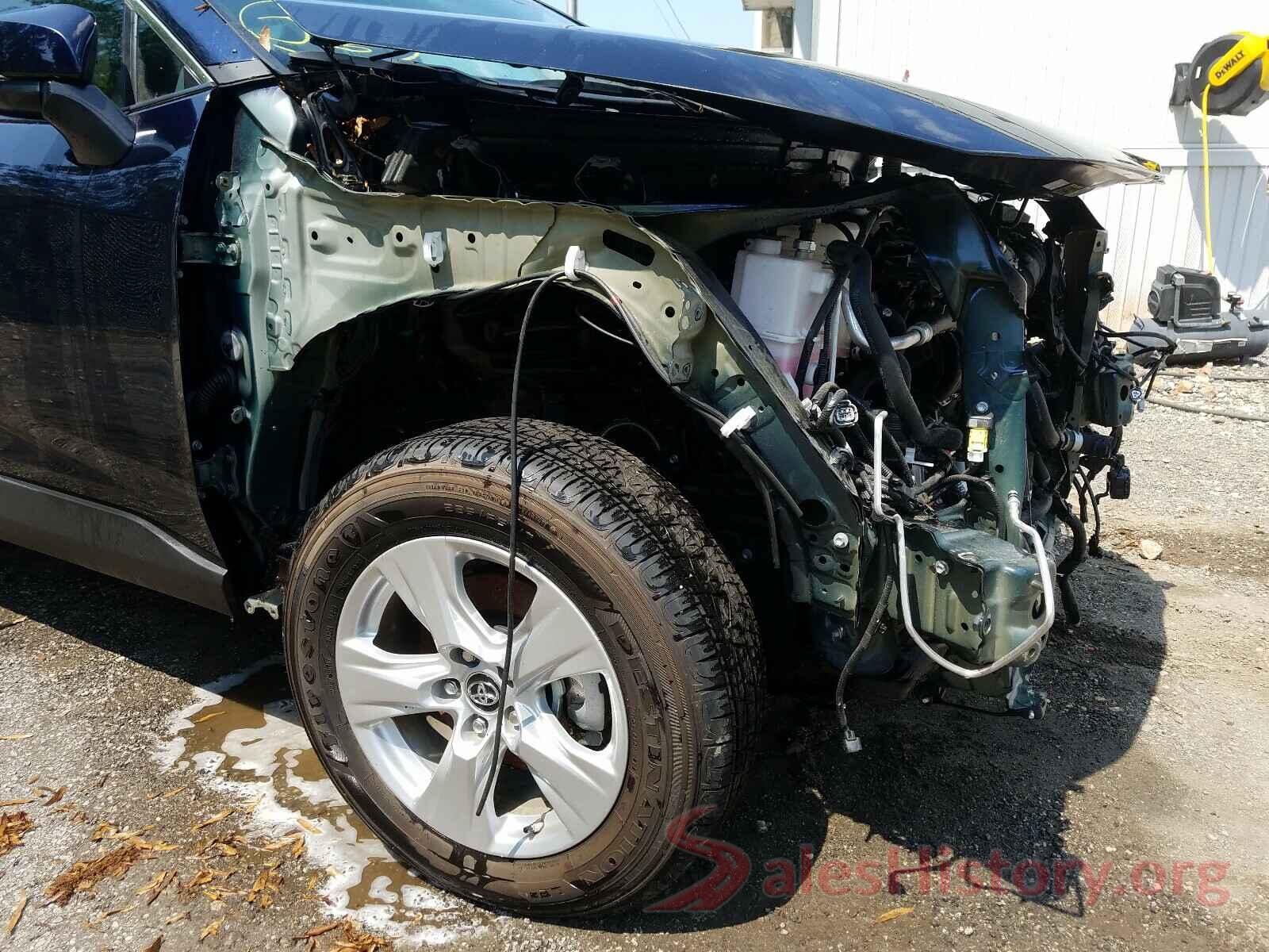 2T3RWRFV2KW009021 2019 TOYOTA RAV4