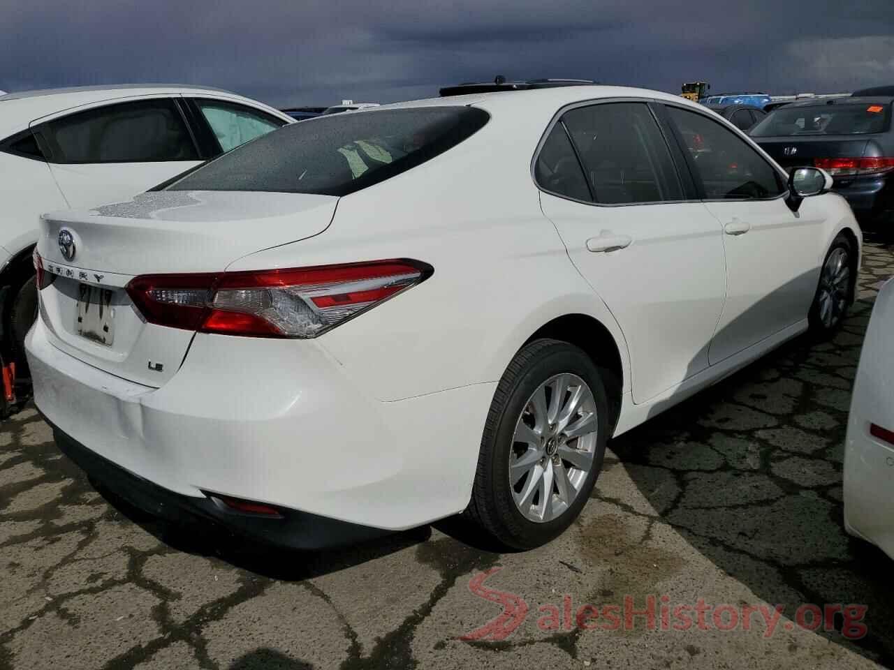 JTNB11HKXJ3056704 2018 TOYOTA CAMRY