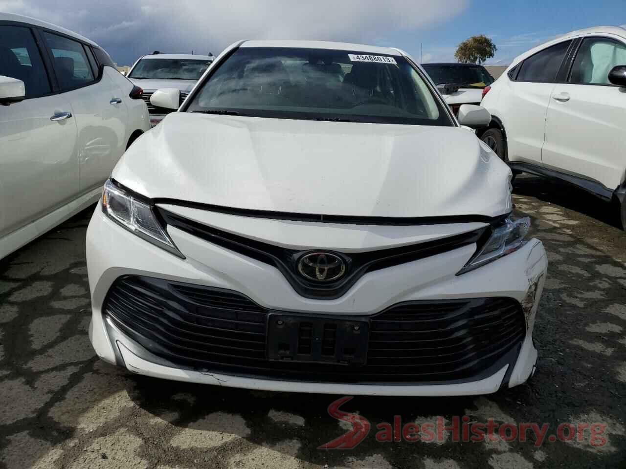 JTNB11HKXJ3056704 2018 TOYOTA CAMRY