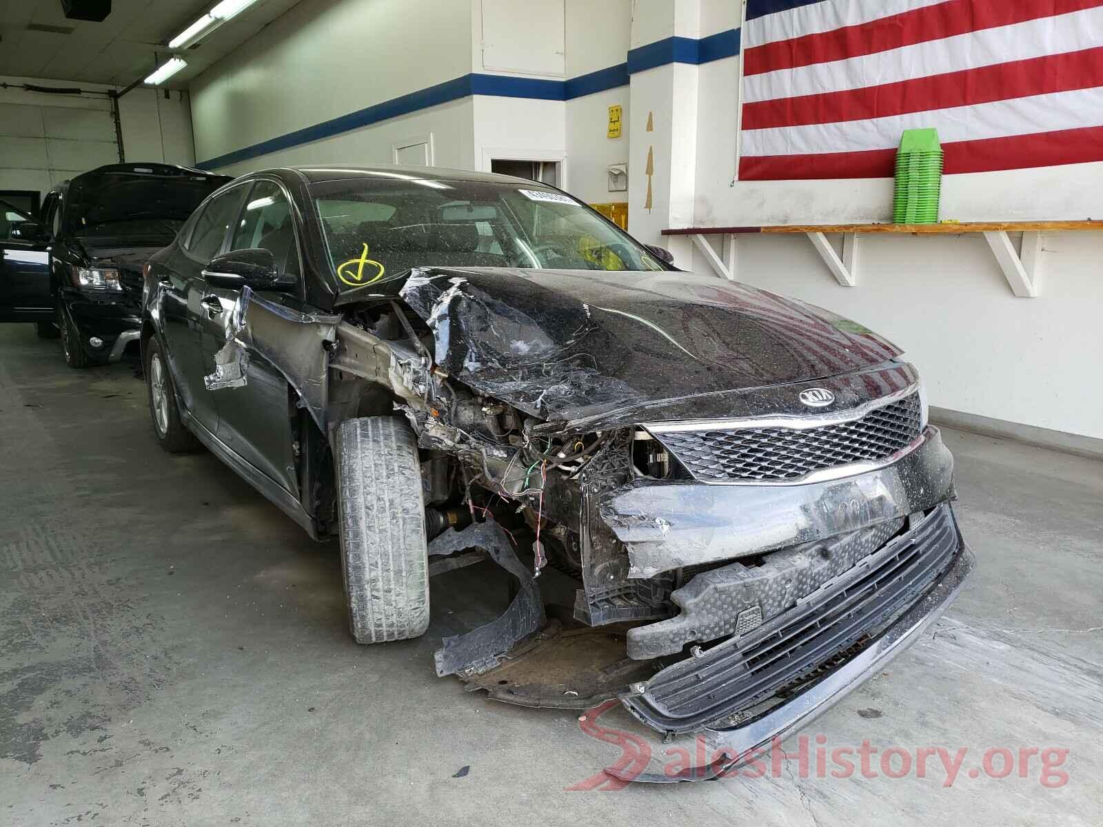 5XXGT4L35JG189585 2018 KIA OPTIMA