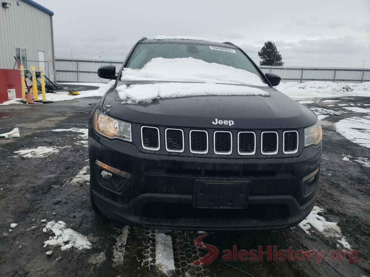 3C4NJDBB3JT401491 2018 JEEP COMPASS