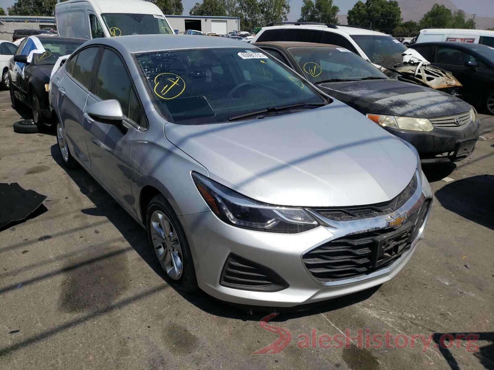 1G1BE5SM9K7117019 2019 CHEVROLET CRUZE