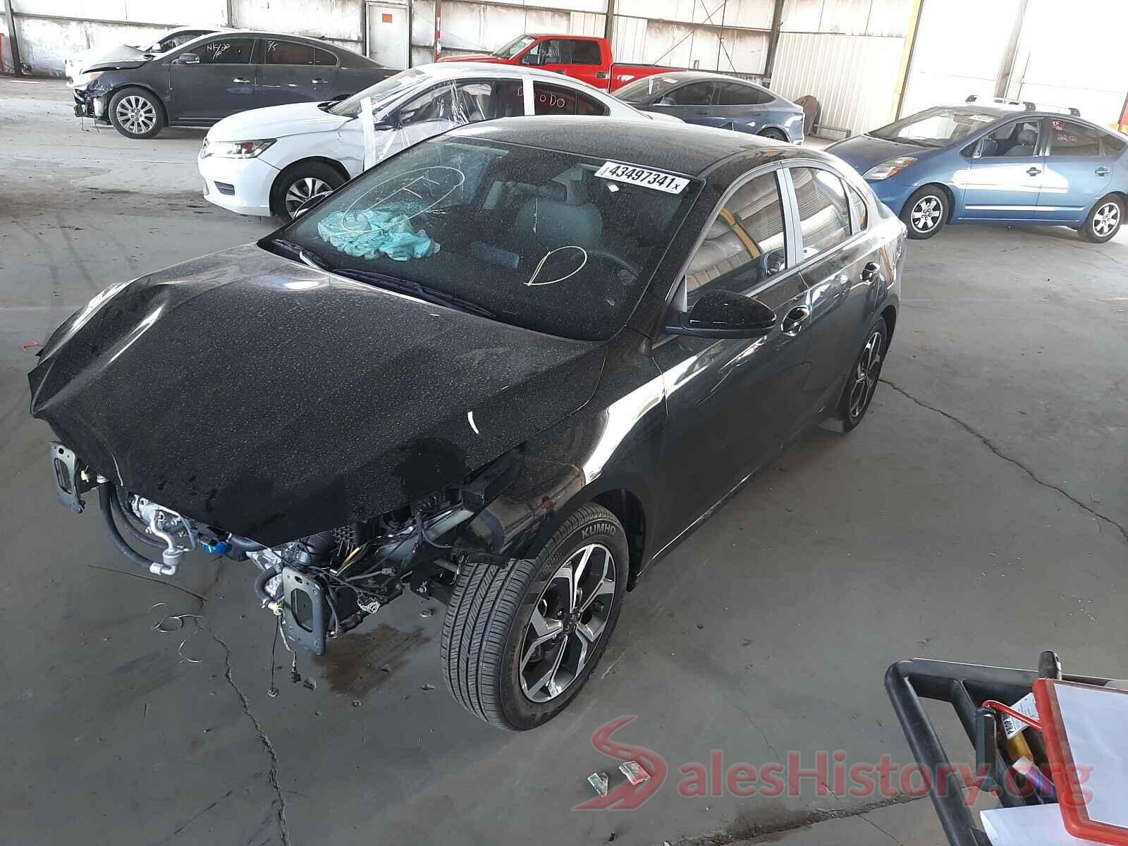 3KPF24AD8ME264402 2021 KIA FORTE