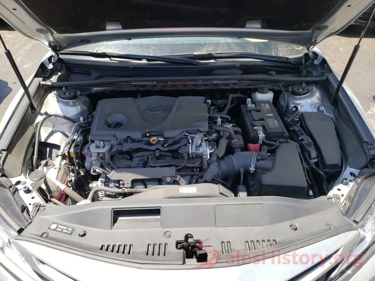 4T1B11HK5JU571118 2018 TOYOTA CAMRY