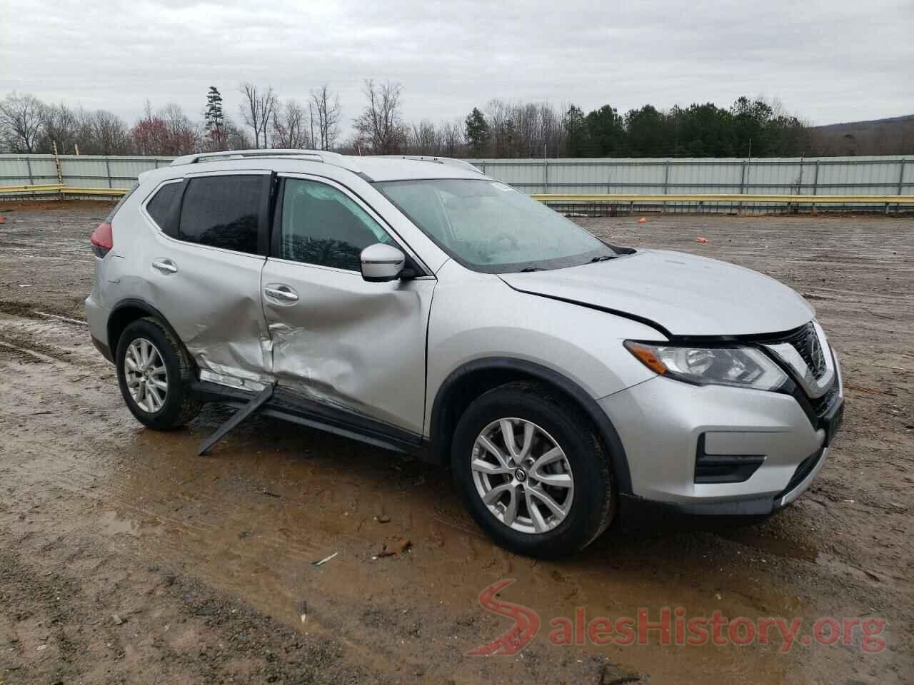 KNMAT2MT3JP506247 2018 NISSAN ROGUE