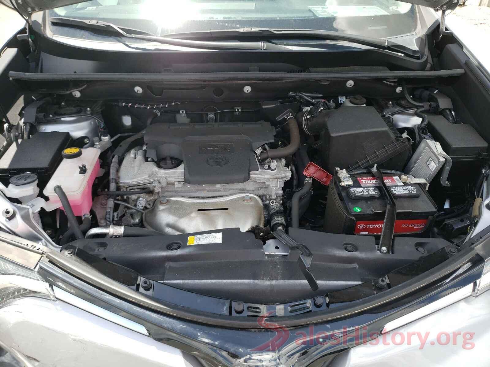 2T3RFREV7JW713277 2018 TOYOTA RAV4