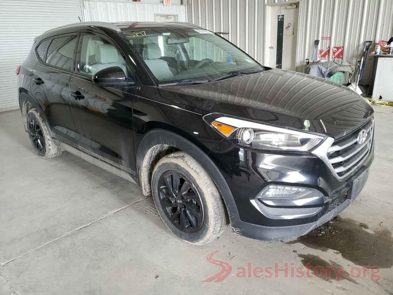 KM8J3CA46HU397437 2017 HYUNDAI TUCSON