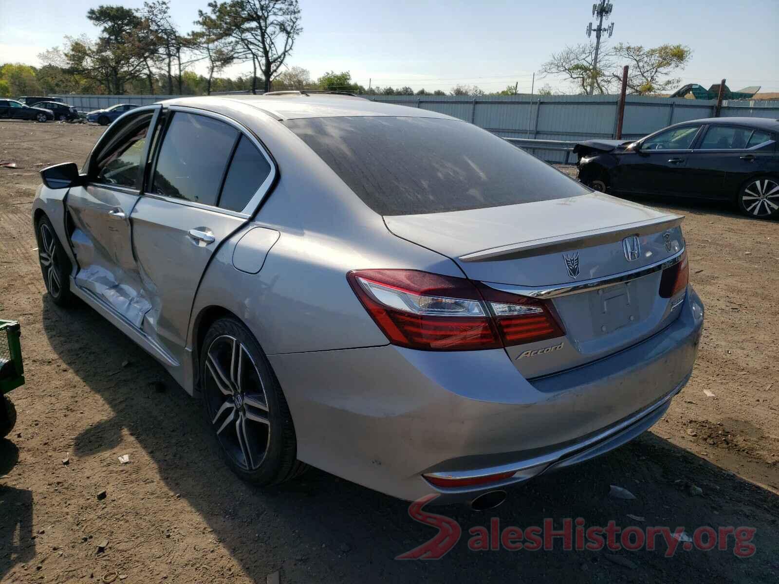 1HGCR2F1XHA258631 2017 HONDA ACCORD