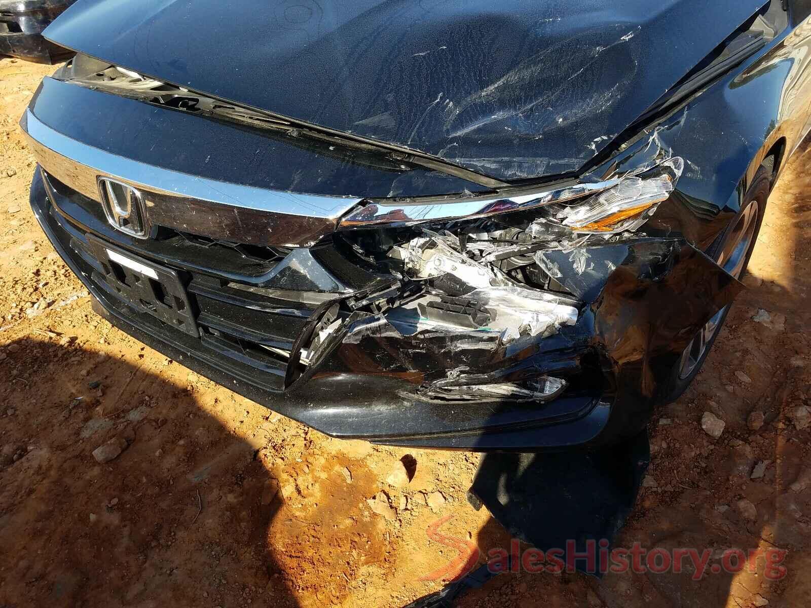 1HGCV1F50JA027980 2018 HONDA ACCORD