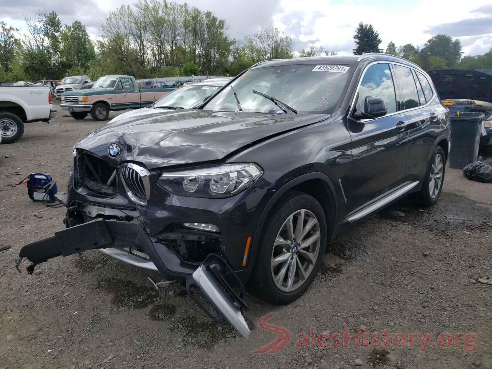 5UXTR9C52KLE11711 2019 BMW X3