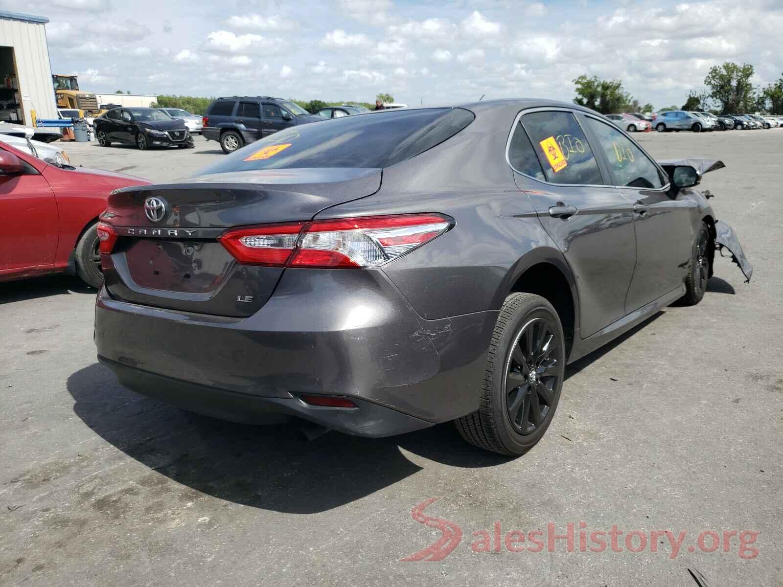 4T1B11HK7JU118652 2018 TOYOTA CAMRY