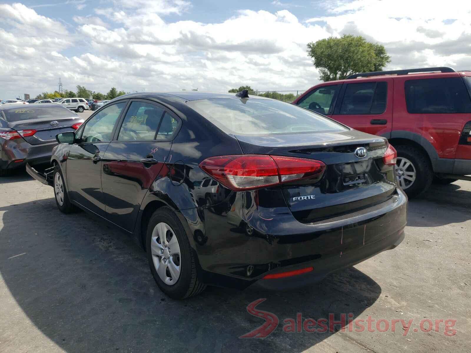 3KPFK4A77JE284369 2018 KIA FORTE