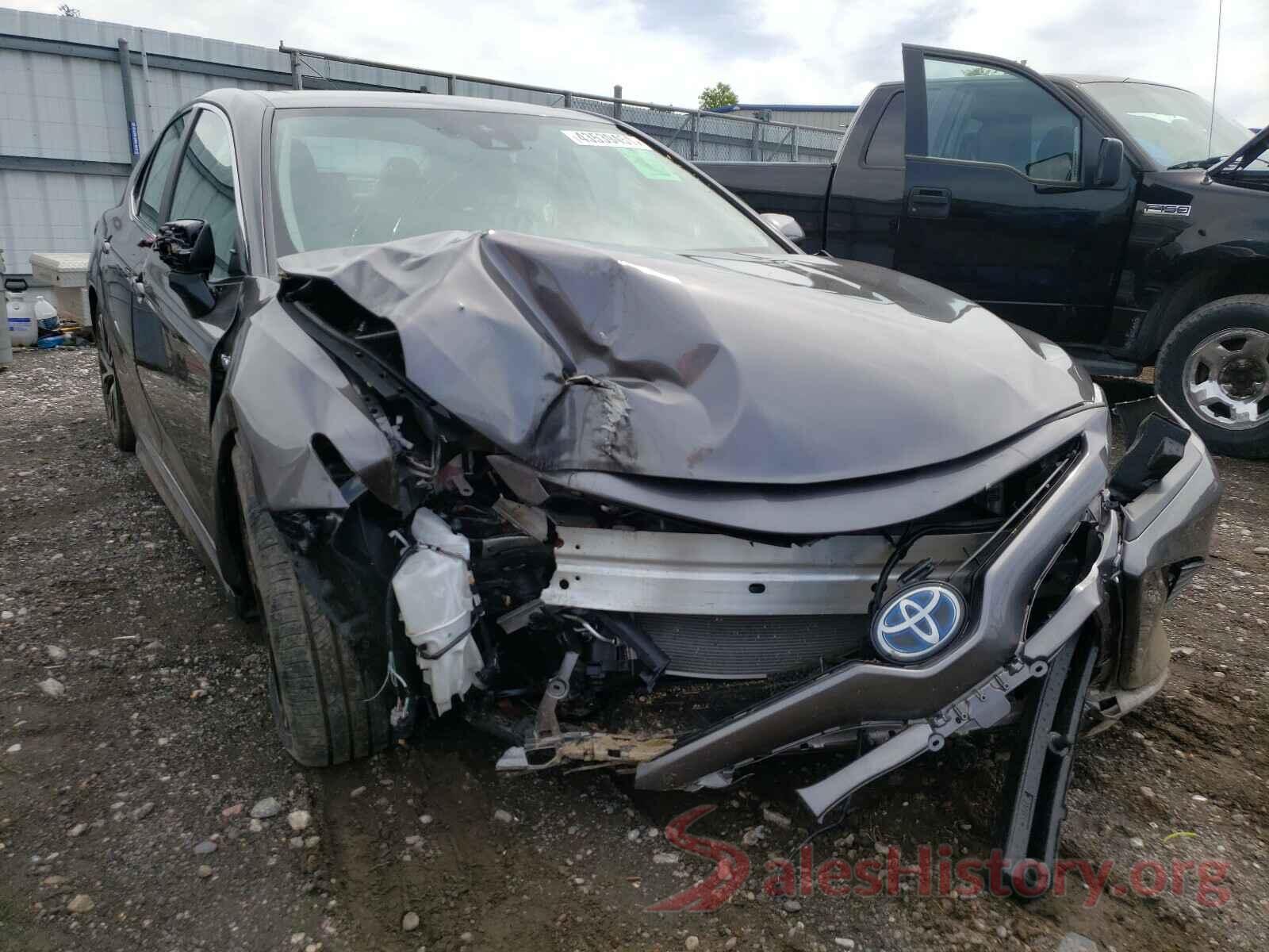 4T1J31AKXLU538537 2020 TOYOTA CAMRY