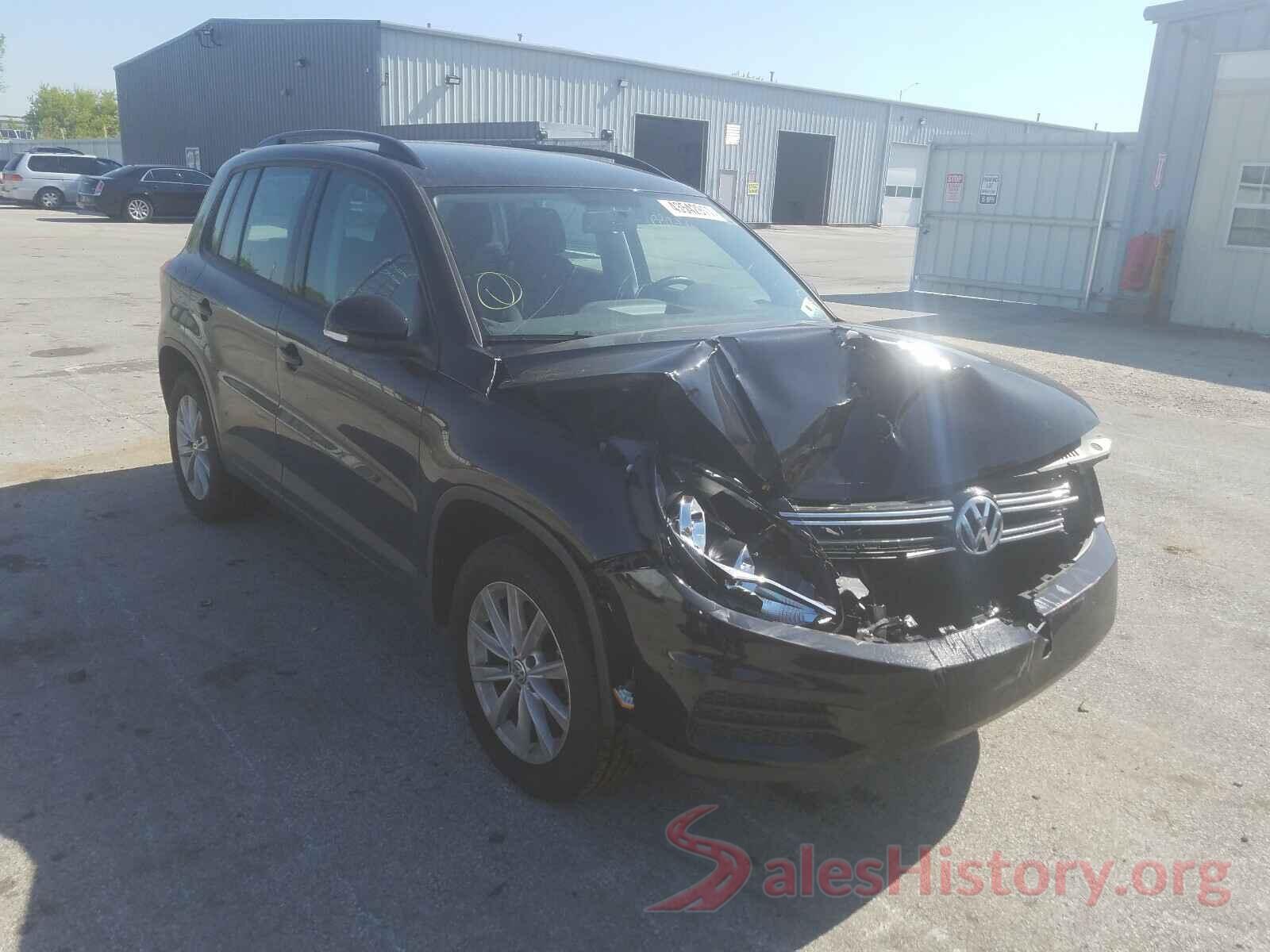 WVGBV7AX0HK041920 2017 VOLKSWAGEN TIGUAN