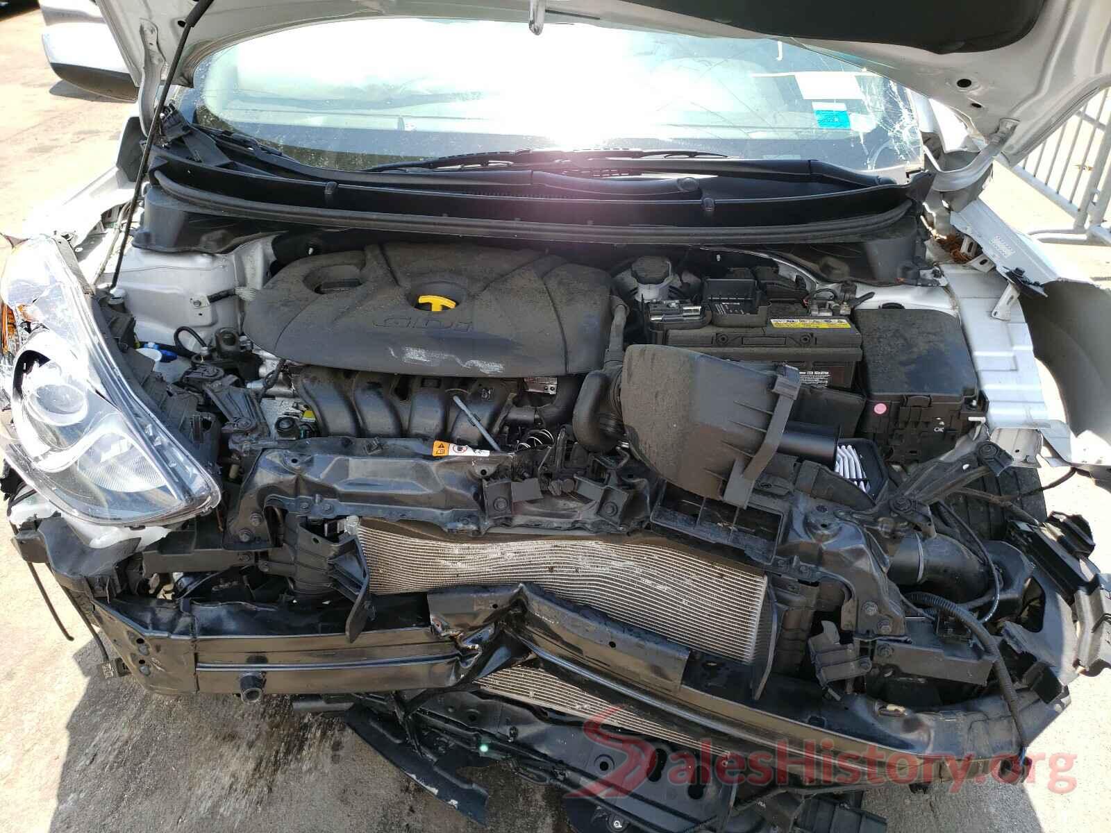 KMHD35LHXGU315572 2016 HYUNDAI ELANTRA