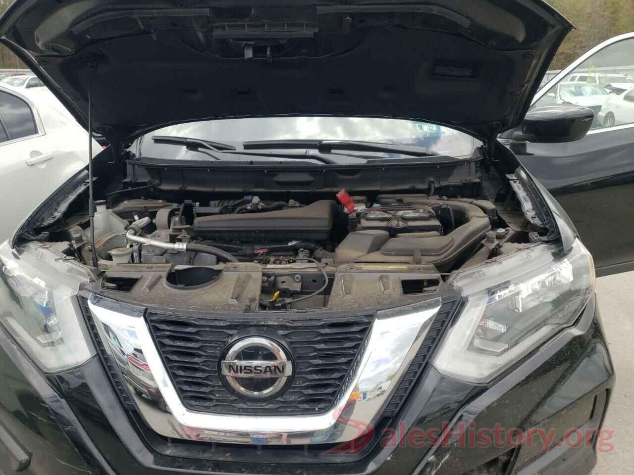 KNMAT2MV8JP587148 2018 NISSAN ROGUE