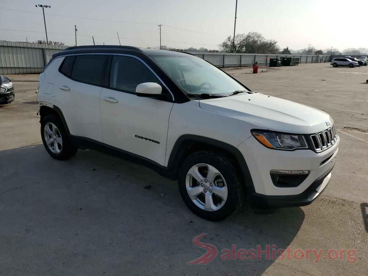 3C4NJCBB3JT240747 2018 JEEP COMPASS