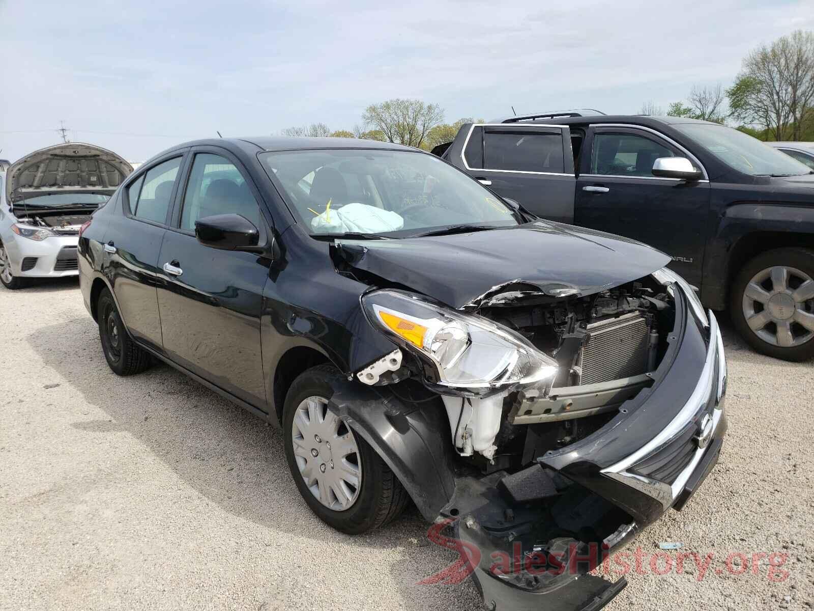 3N1CN7AP1KL819840 2019 NISSAN VERSA