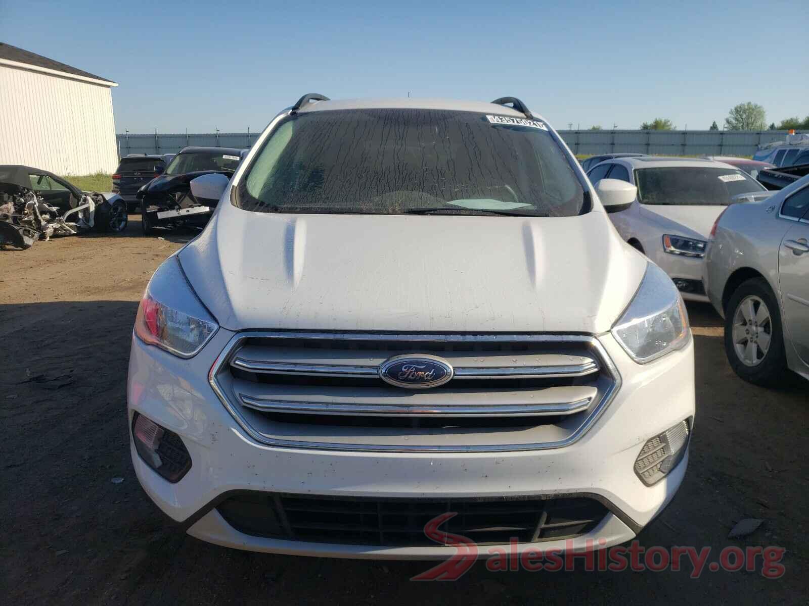 1FMCU9GD4JUD38229 2018 FORD ESCAPE