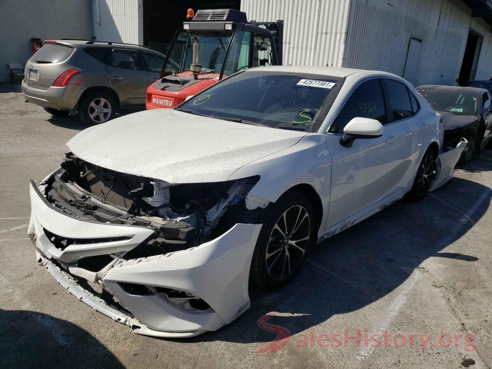 JTNB11HK3J3049996 2018 TOYOTA CAMRY