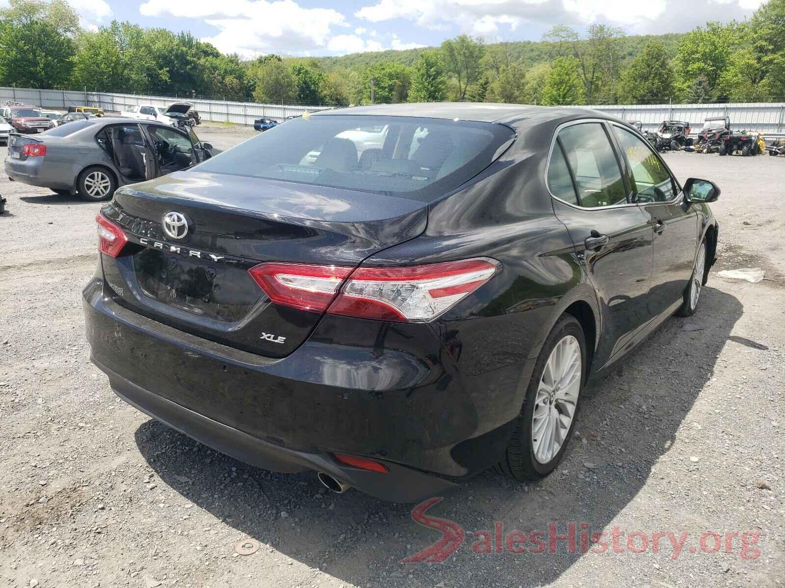 4T1B11HK2JU026753 2018 TOYOTA CAMRY