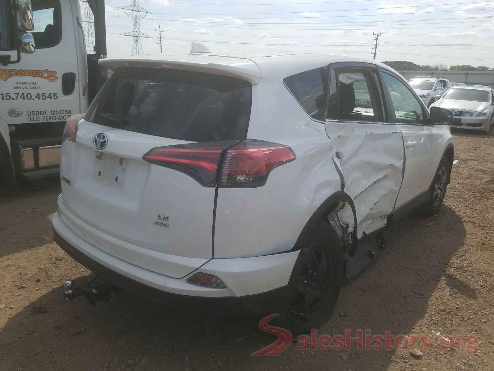 2T3BFREV8JW777023 2018 TOYOTA RAV4