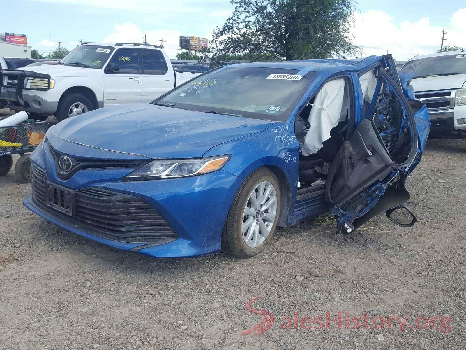 4T1B11HK9KU170835 2019 TOYOTA CAMRY