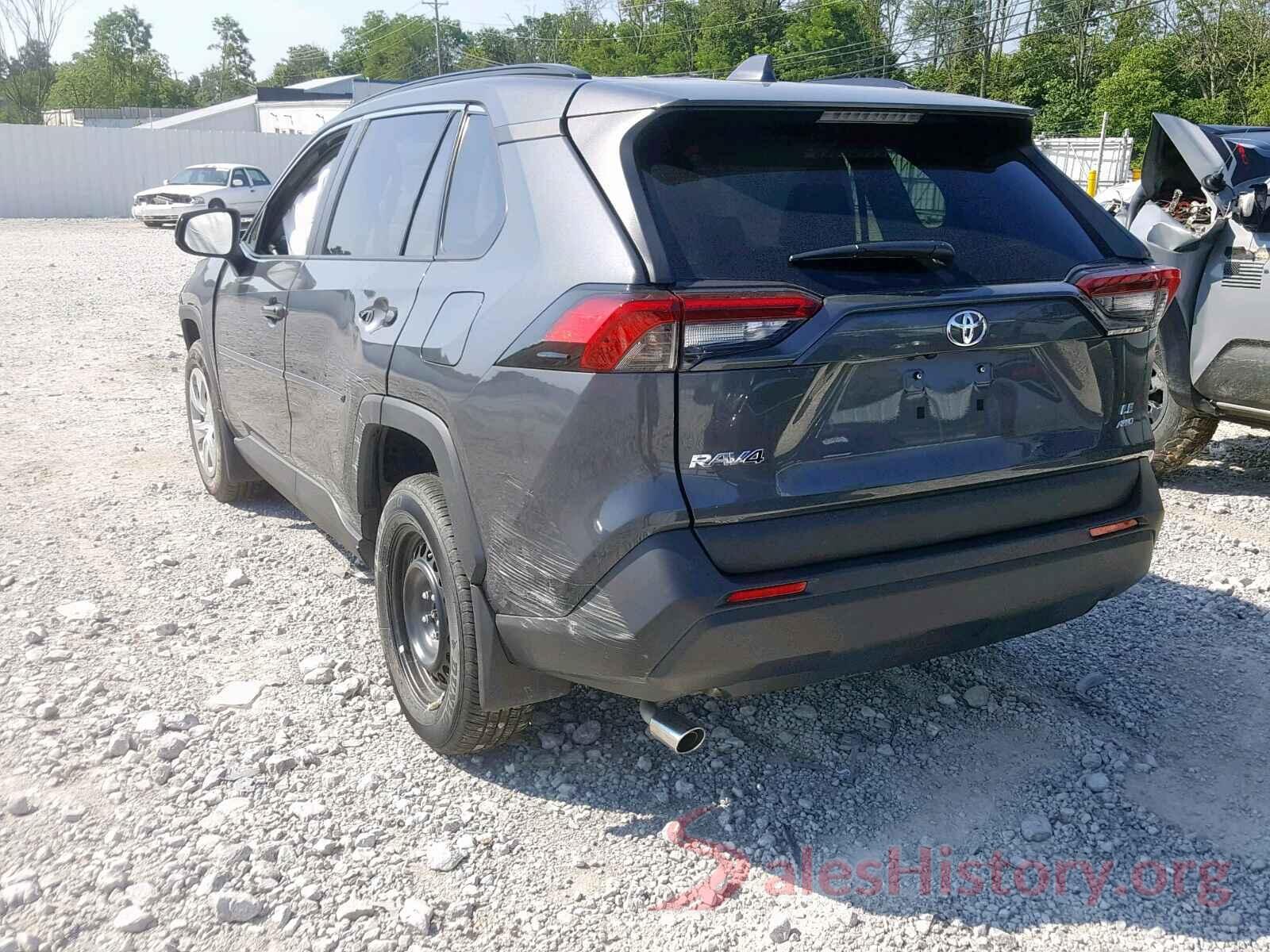 2T3F1RFV2KW055854 2019 TOYOTA RAV4 LE