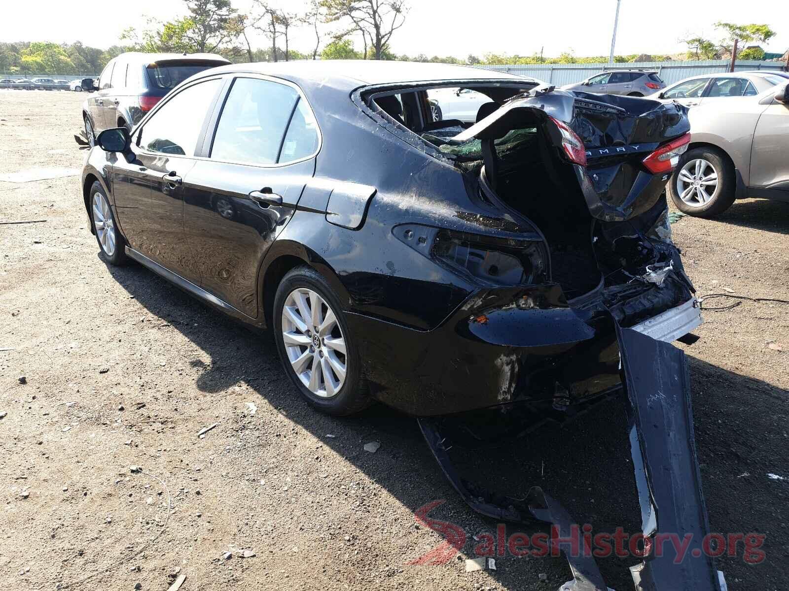 4T1B11HK9JU640456 2018 TOYOTA CAMRY