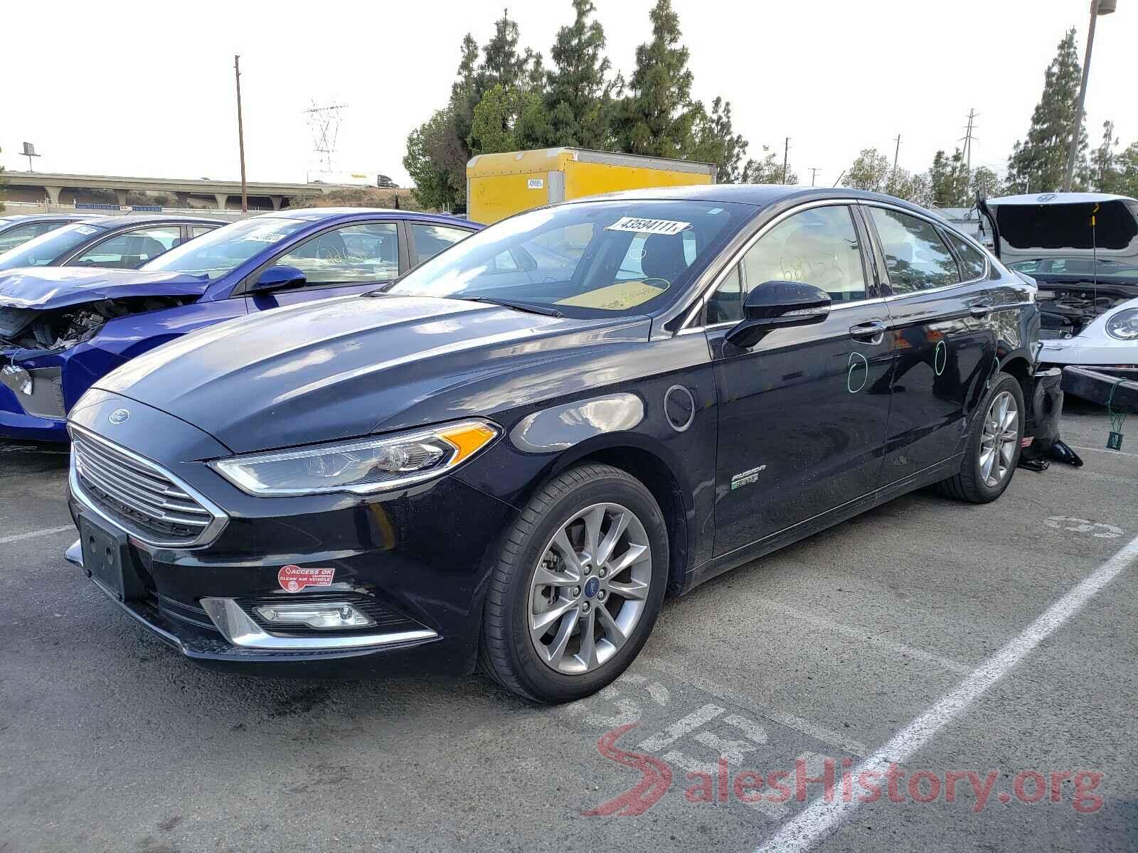 3FA6P0SU1JR262347 2018 FORD FUSION