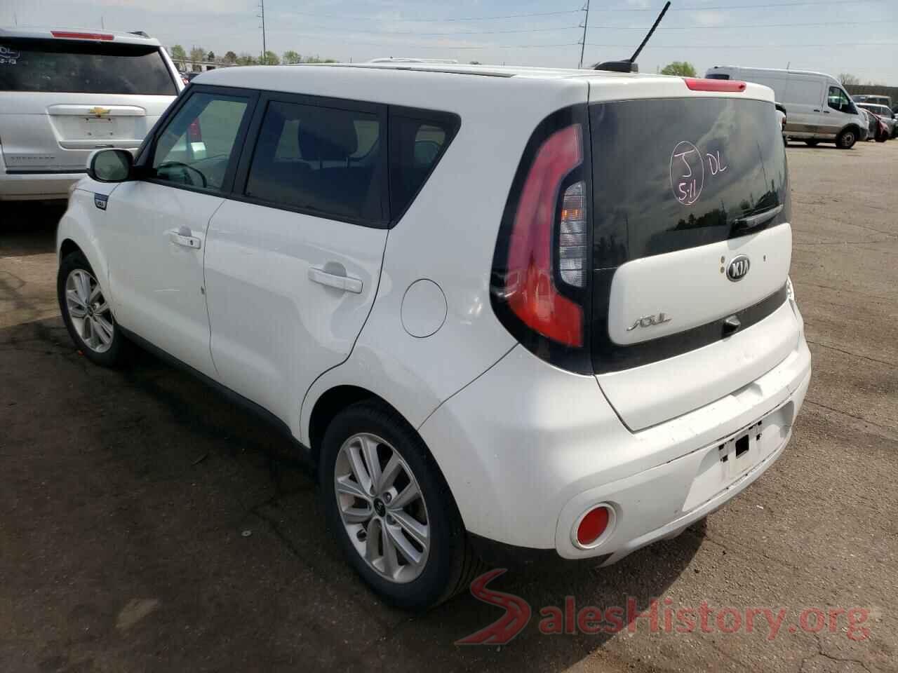 KNDJP3A53J7902792 2018 KIA SOUL