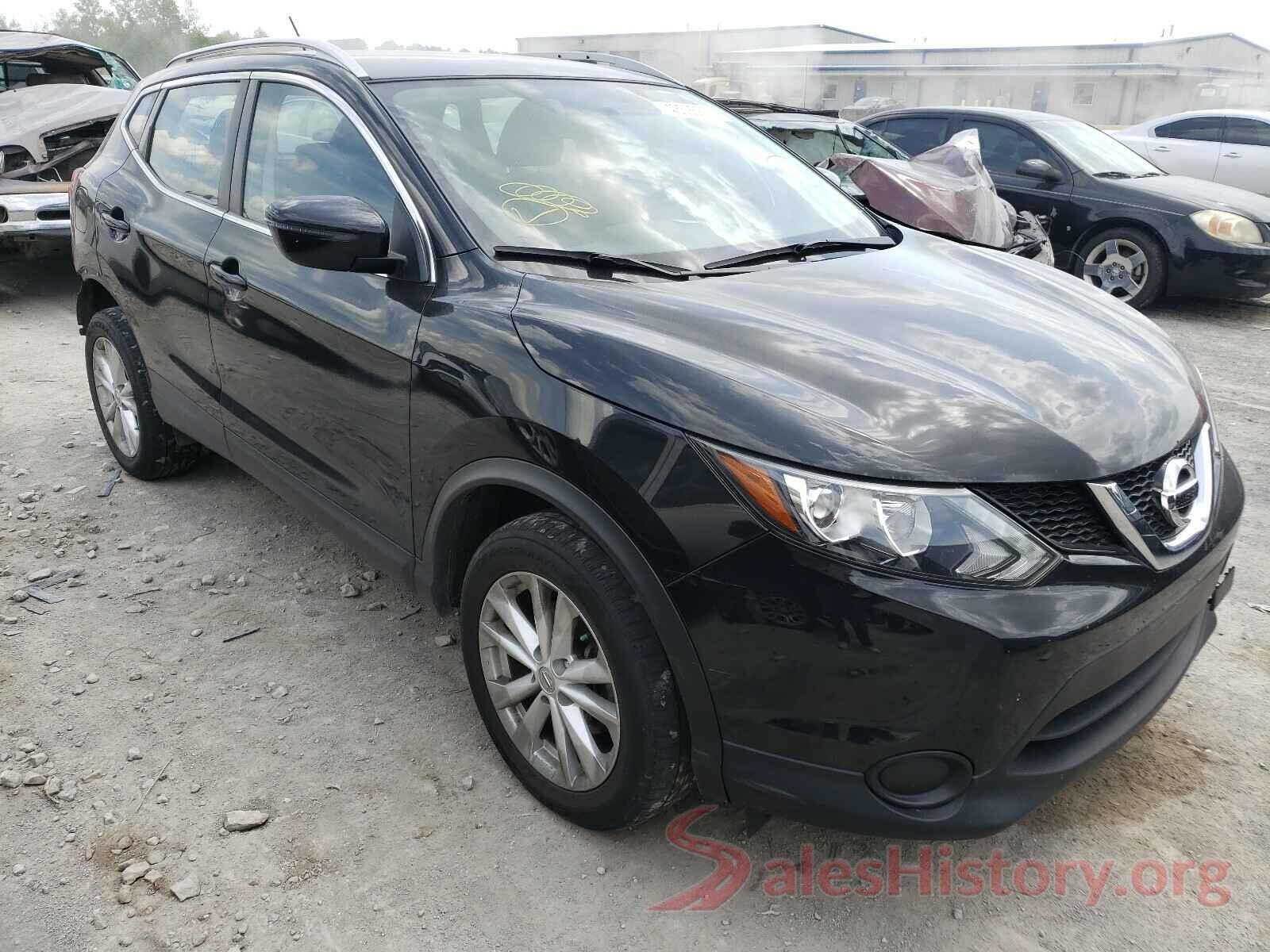 JN1BJ1CR4HW112348 2017 NISSAN ROGUE