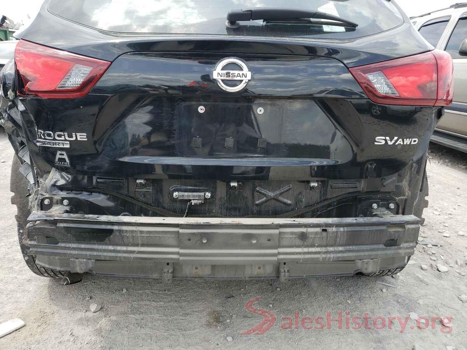 JN1BJ1CR4HW112348 2017 NISSAN ROGUE