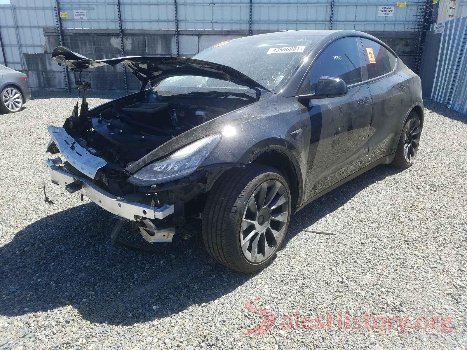 5YJYGDEEXMF137822 2021 TESLA MODEL Y