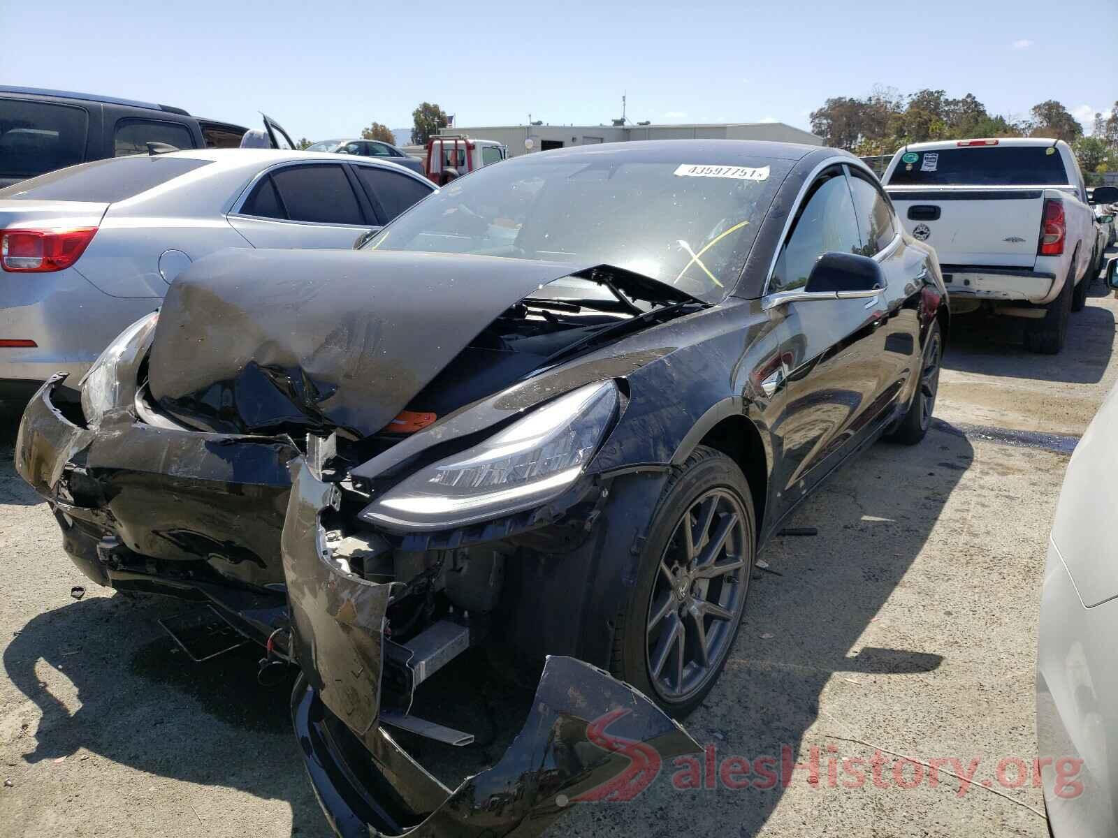 5YJ3E1EAXJF016182 2018 TESLA MODEL 3