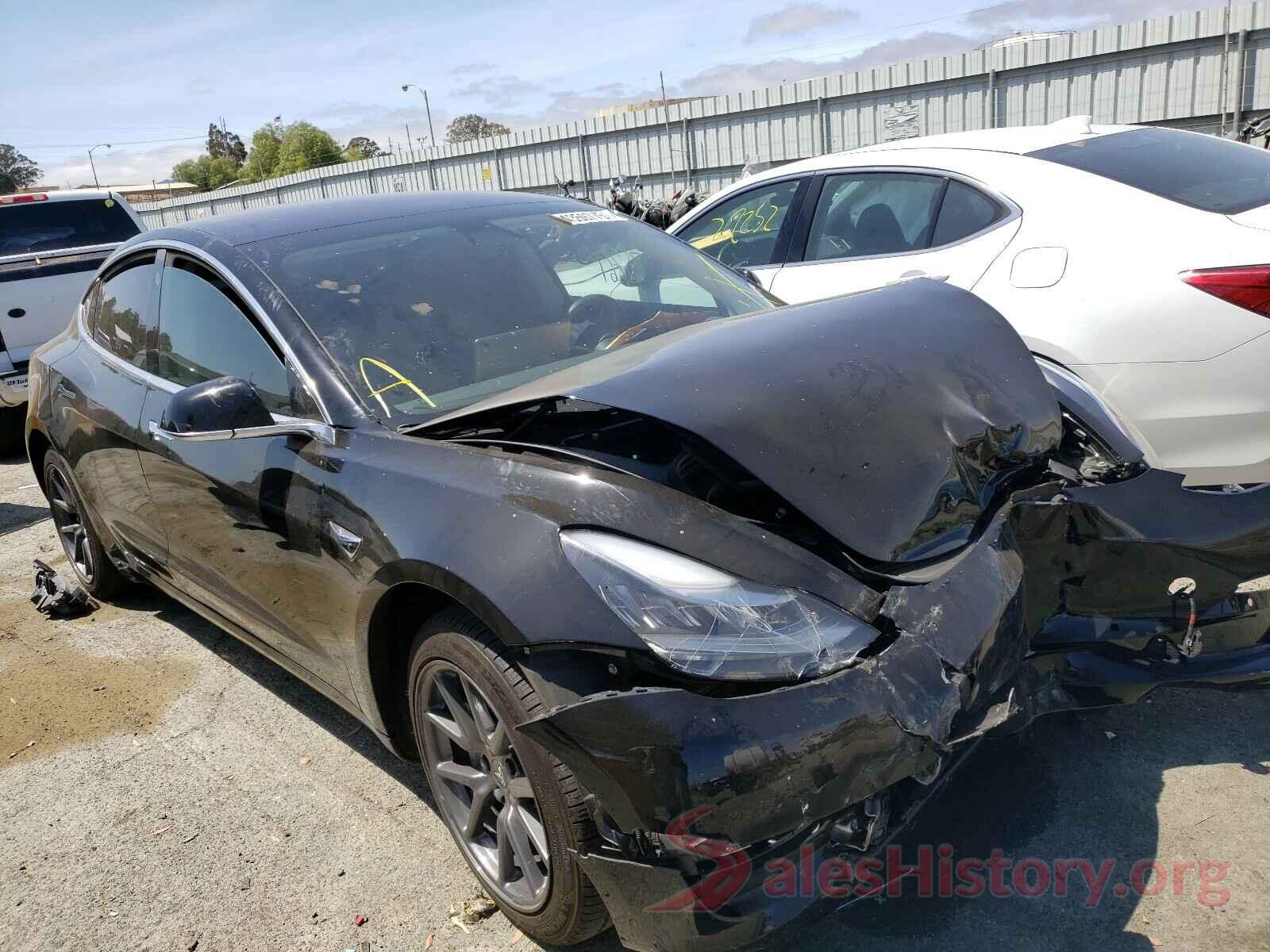 5YJ3E1EAXJF016182 2018 TESLA MODEL 3