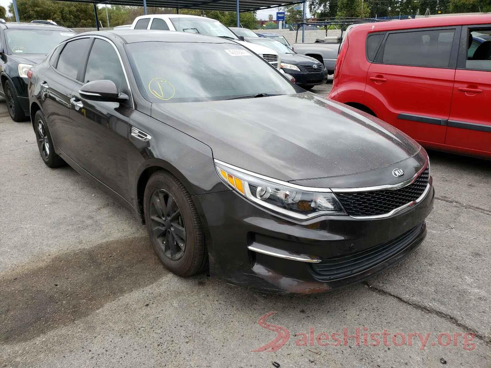 KNAGT4L35J5238768 2018 KIA OPTIMA