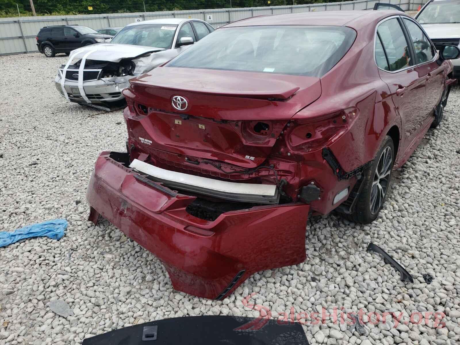 4T1B11HK5JU647887 2018 TOYOTA CAMRY