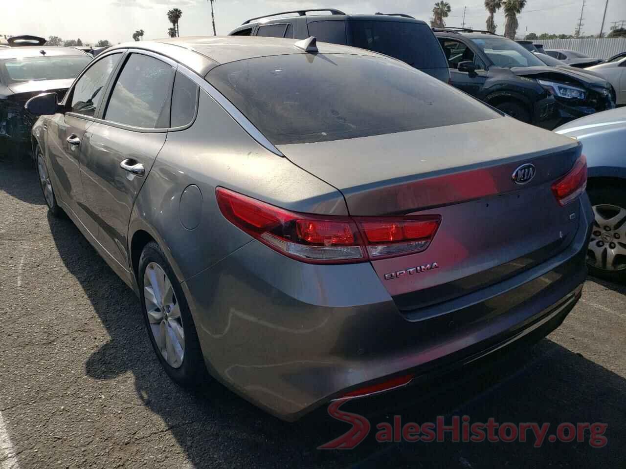 5XXGT4L38JG261900 2018 KIA OPTIMA